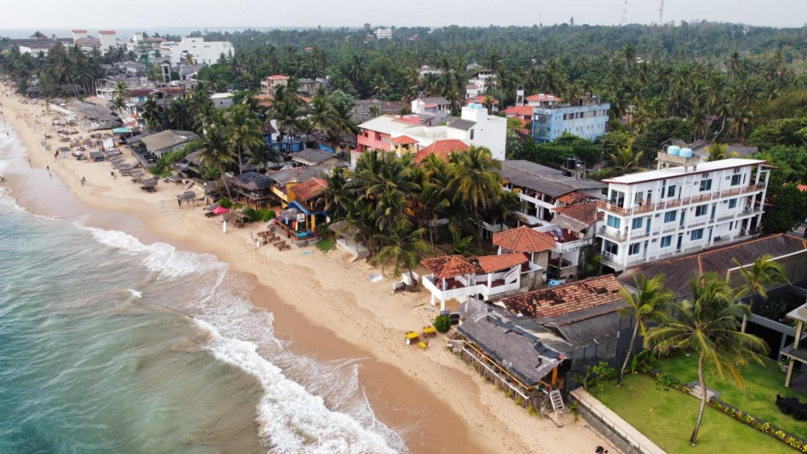 Hotel Remember Hikkaduwa Buitenkant foto