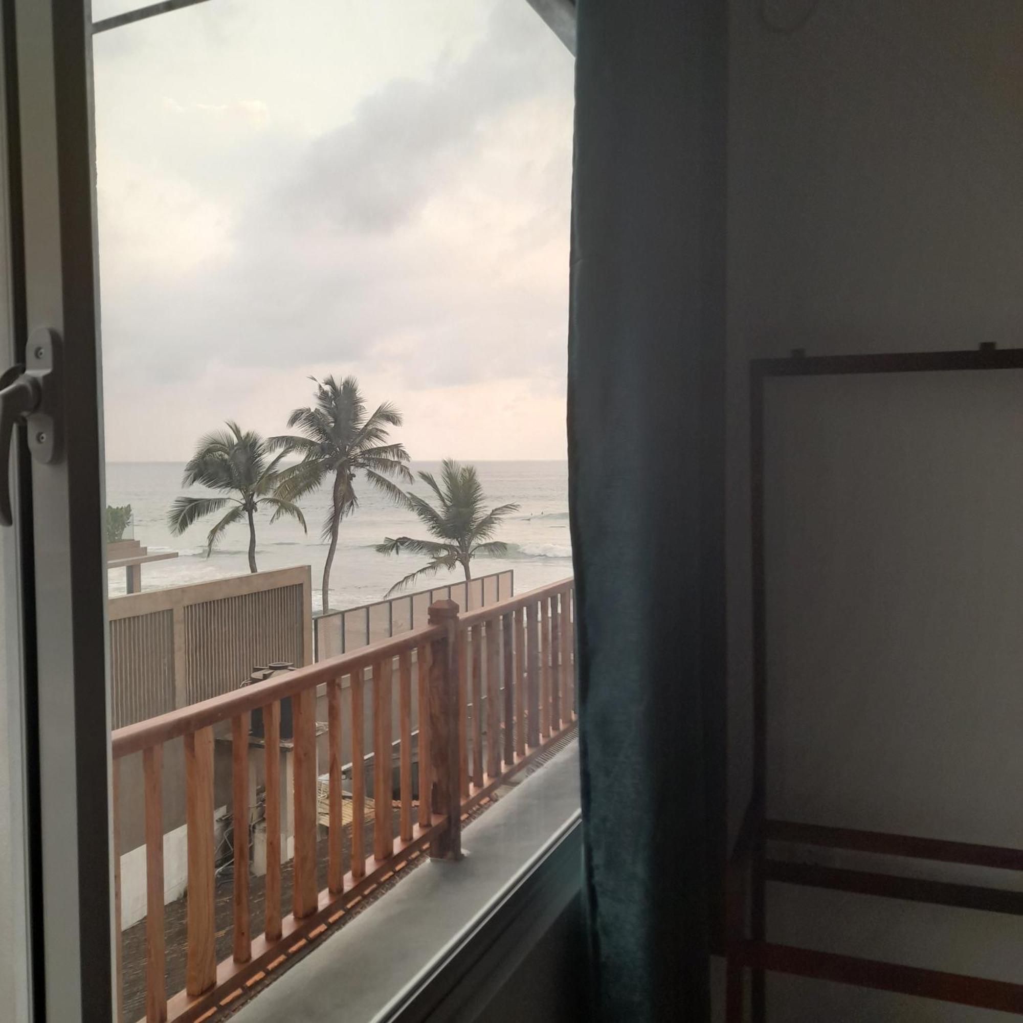 Hotel Remember Hikkaduwa Buitenkant foto